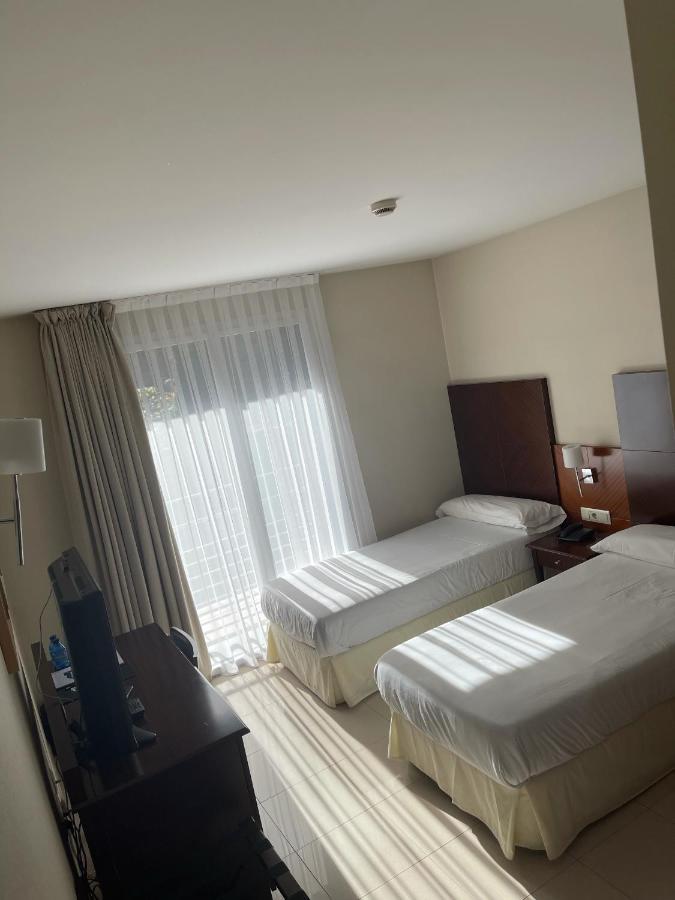 Hotel Mu La Cortinada Kültér fotó