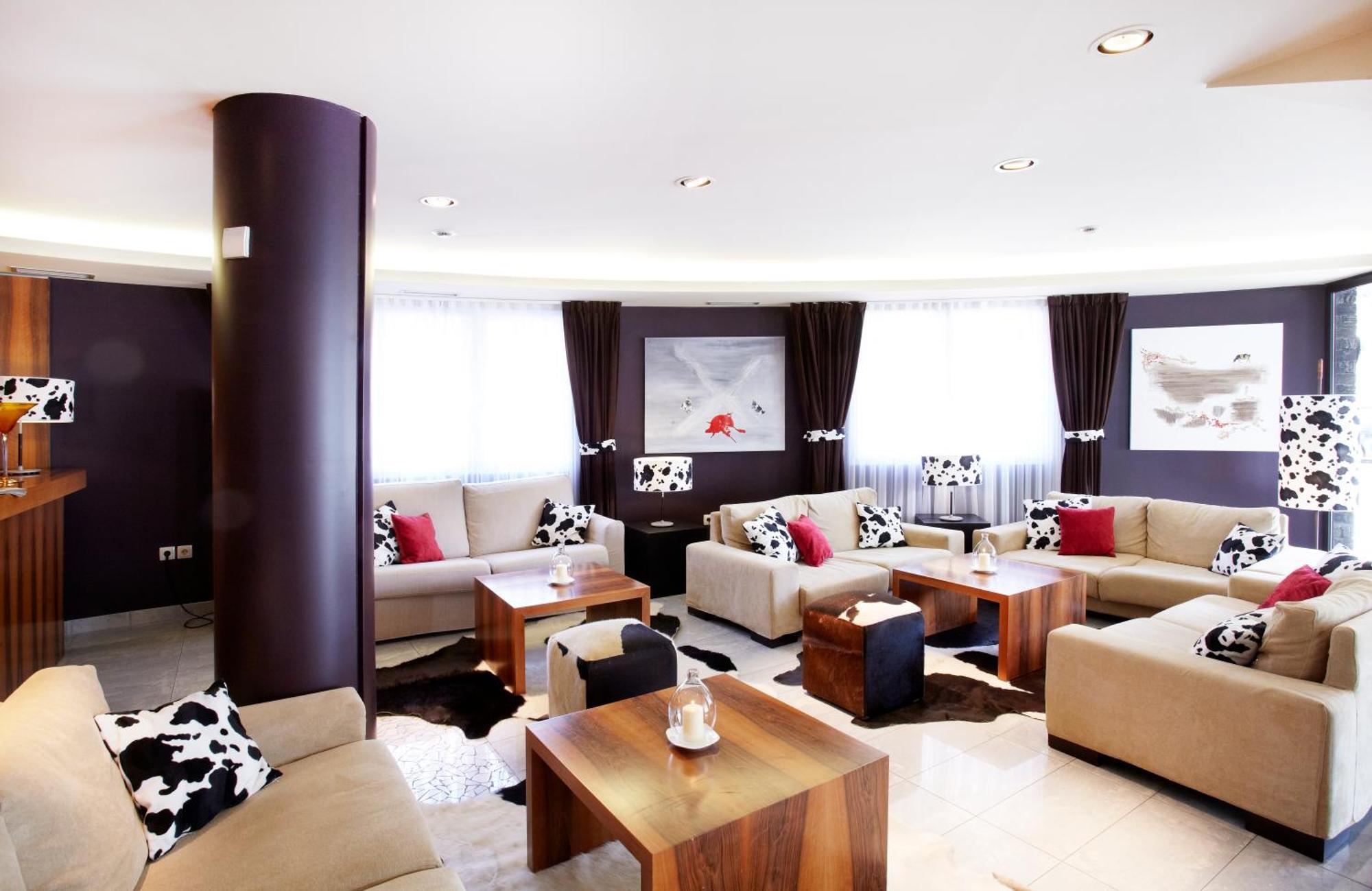 Hotel Mu La Cortinada Beltér fotó