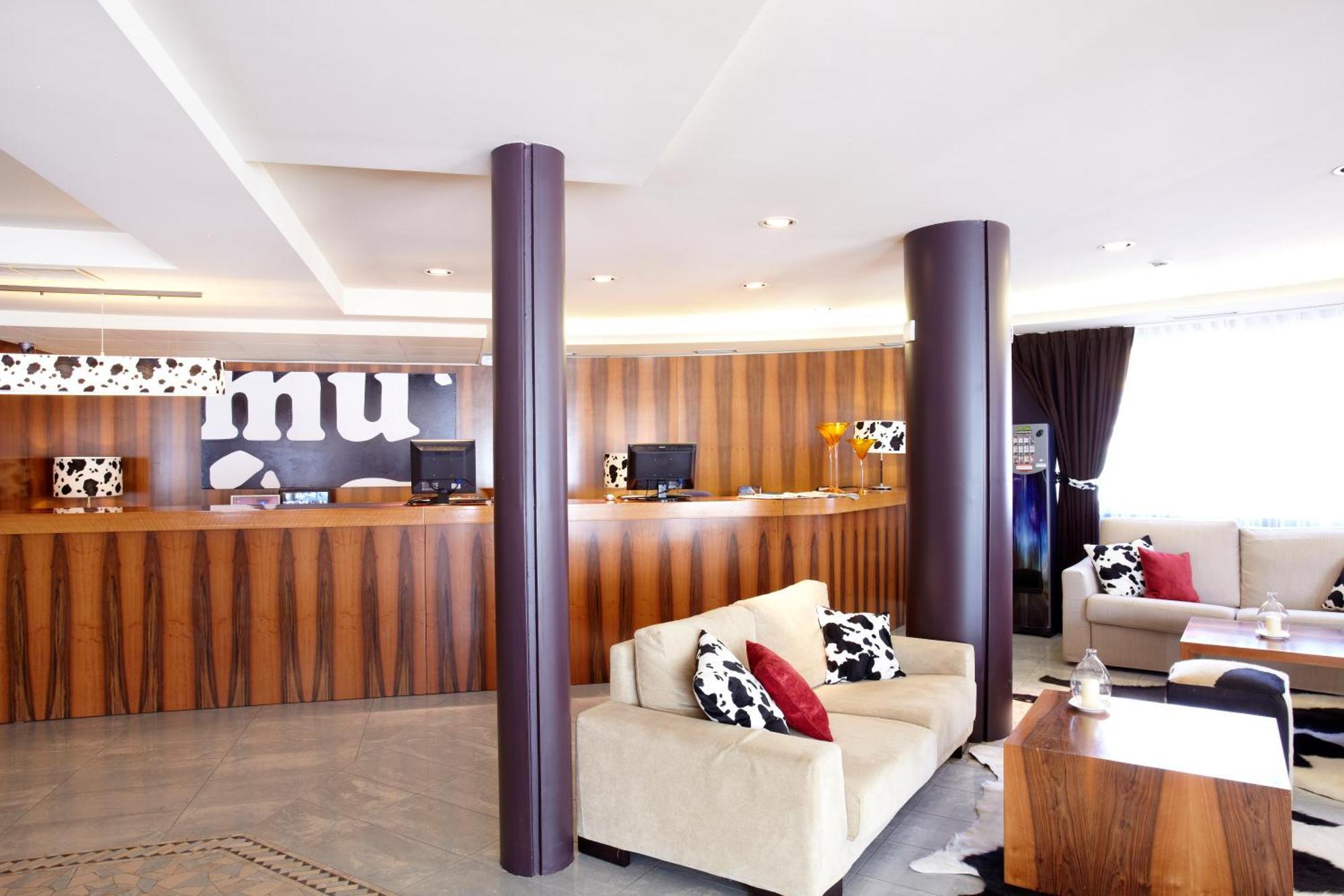 Hotel Mu La Cortinada Kültér fotó
