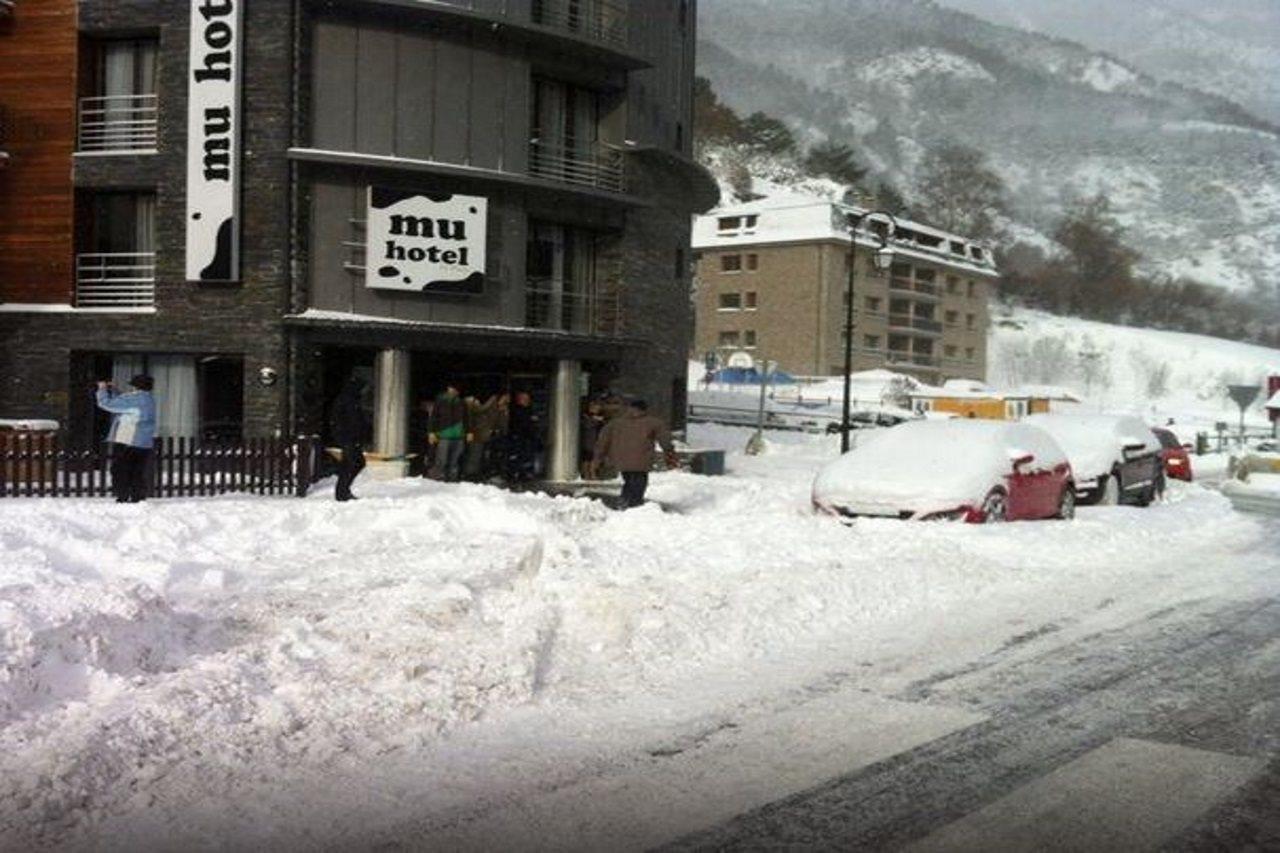 Hotel Mu La Cortinada Kültér fotó