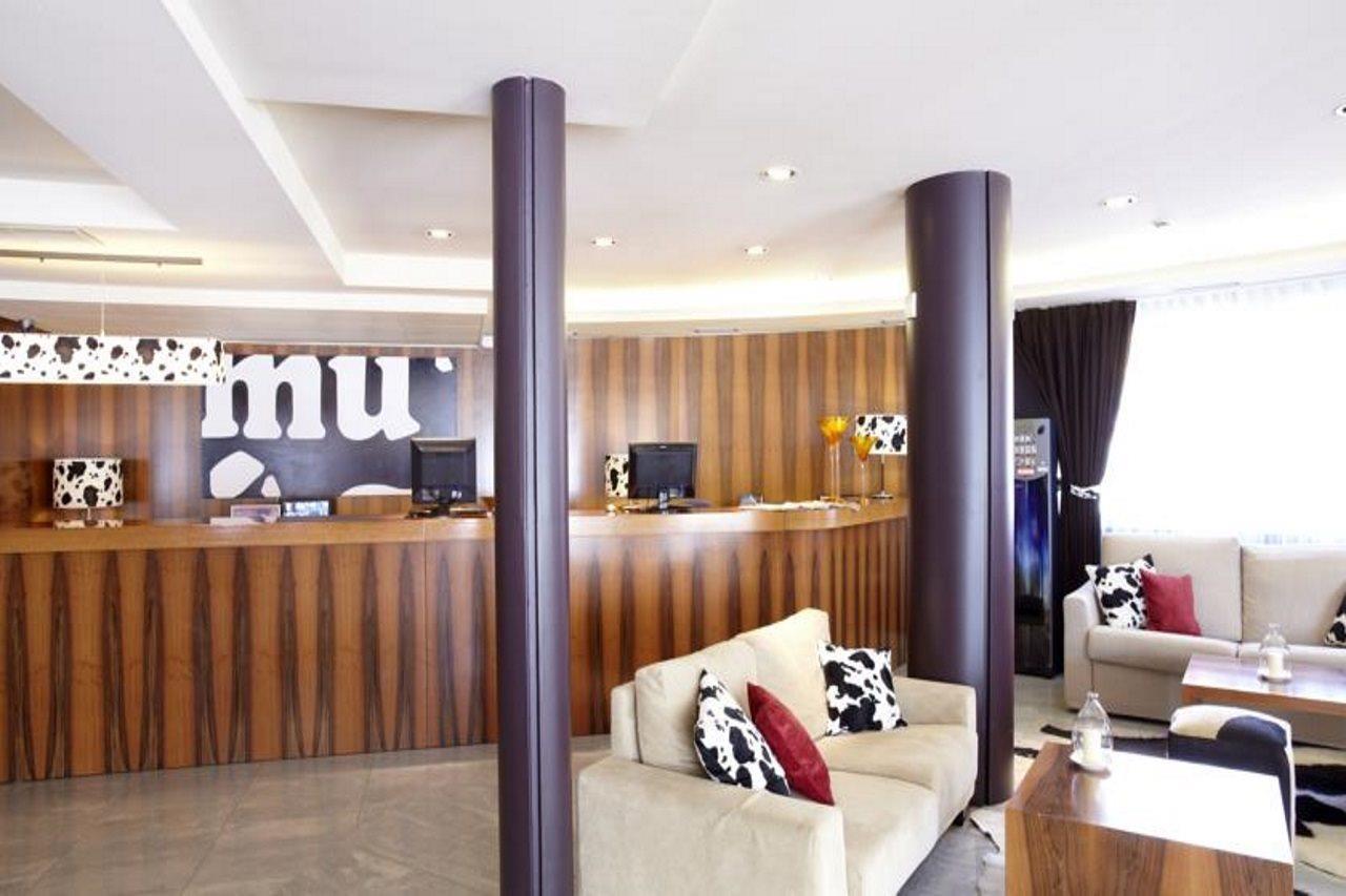 Hotel Mu La Cortinada Kültér fotó