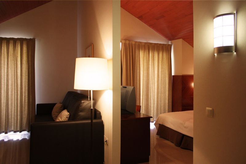 Hotel Mu La Cortinada Kültér fotó