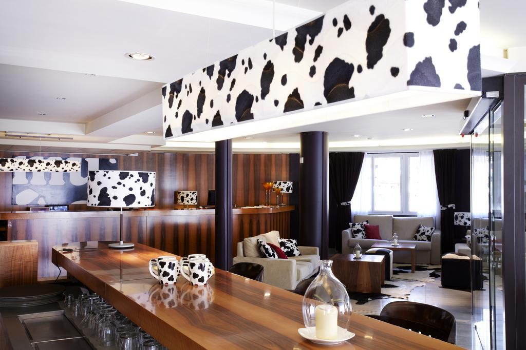 Hotel Mu La Cortinada Kültér fotó